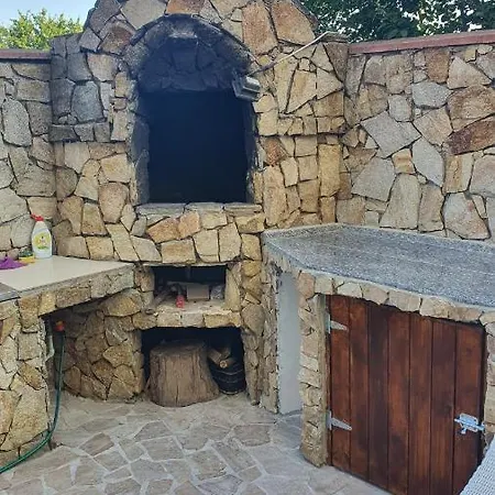 Vila Miraj