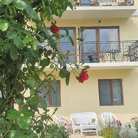 Vila Miraj Homestay Costinesti